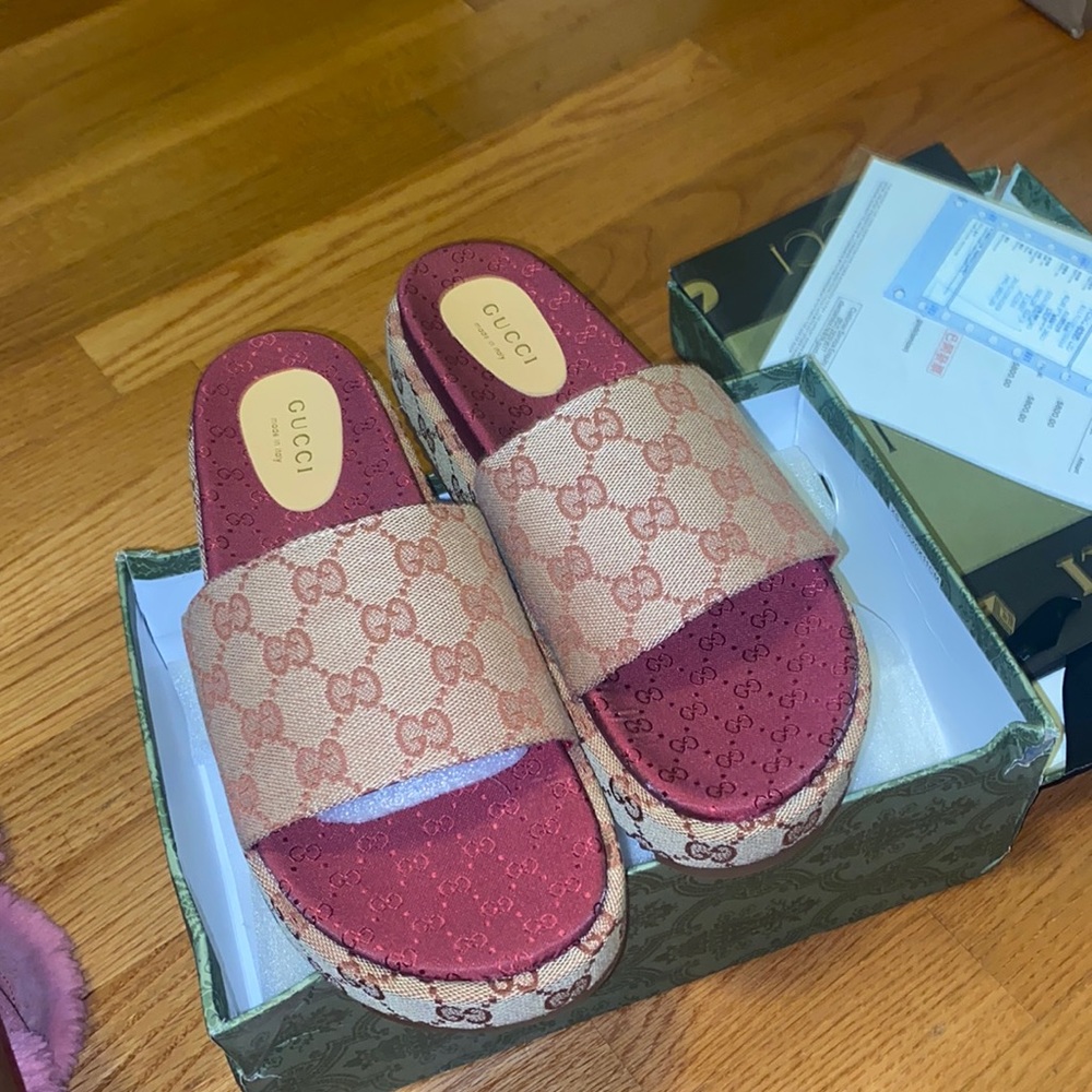 Platform double G slides